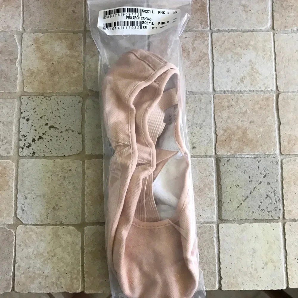NWT Bloch Canvas Pro Arch Canvas Ballet Shoes Pink